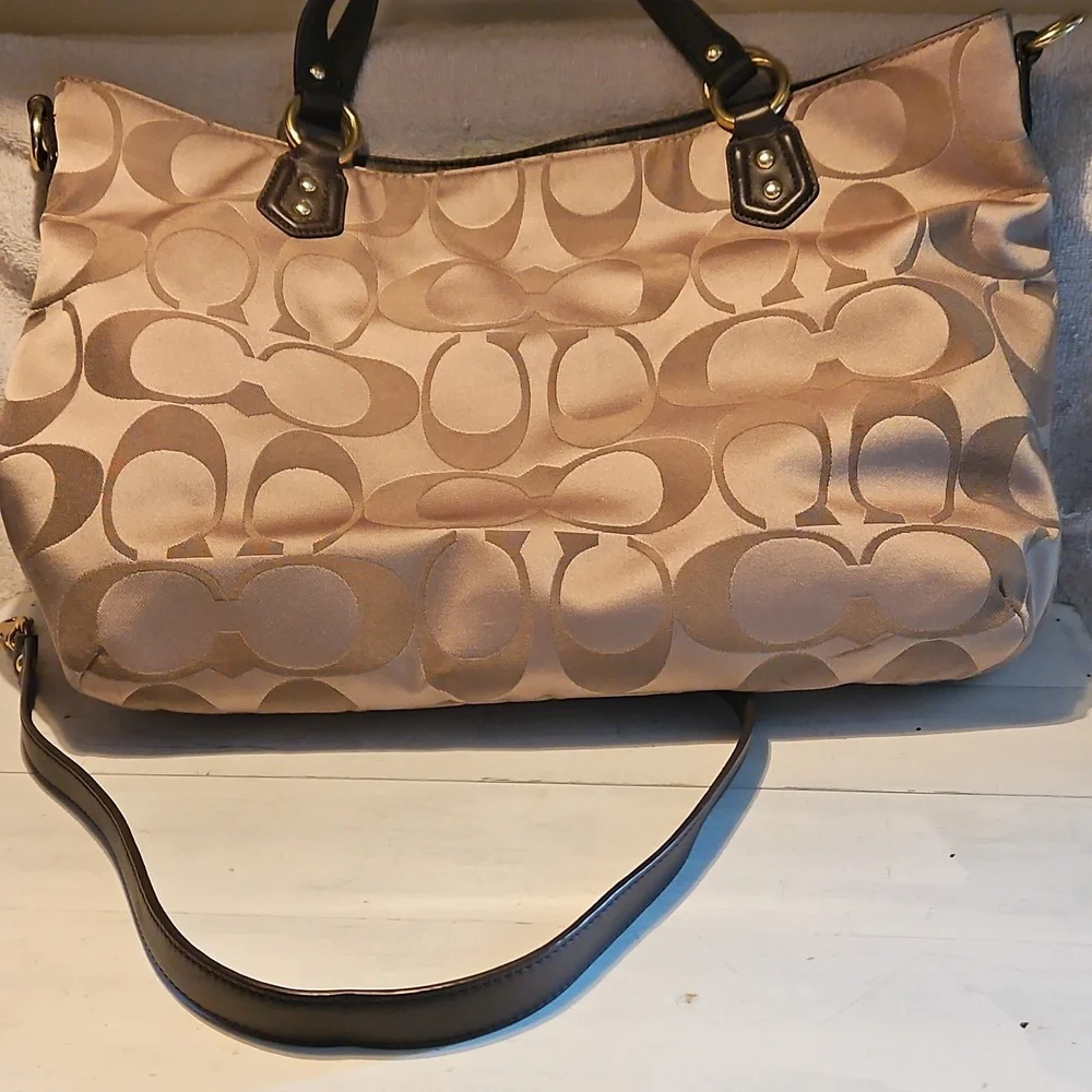 Coach Cambell Carryall